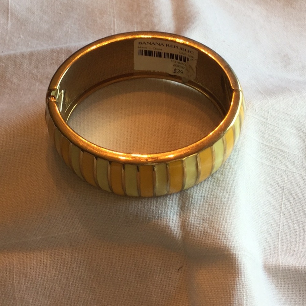 Banana Republic bracelet